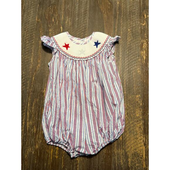 Stitchy Fish Bodysuit Size 3T - Picture 1 of 6